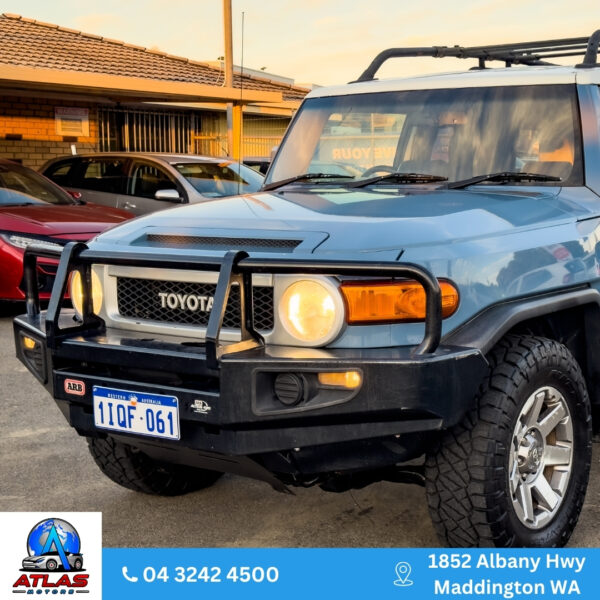 2014 TOYOTA FJ CRUISER GSJ15R MY14 - Image 2