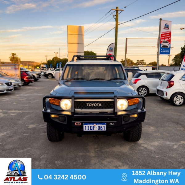 2014 TOYOTA FJ CRUISER GSJ15R MY14 - Image 3