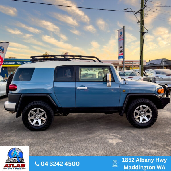 2014 TOYOTA FJ CRUISER GSJ15R MY14 - Image 8