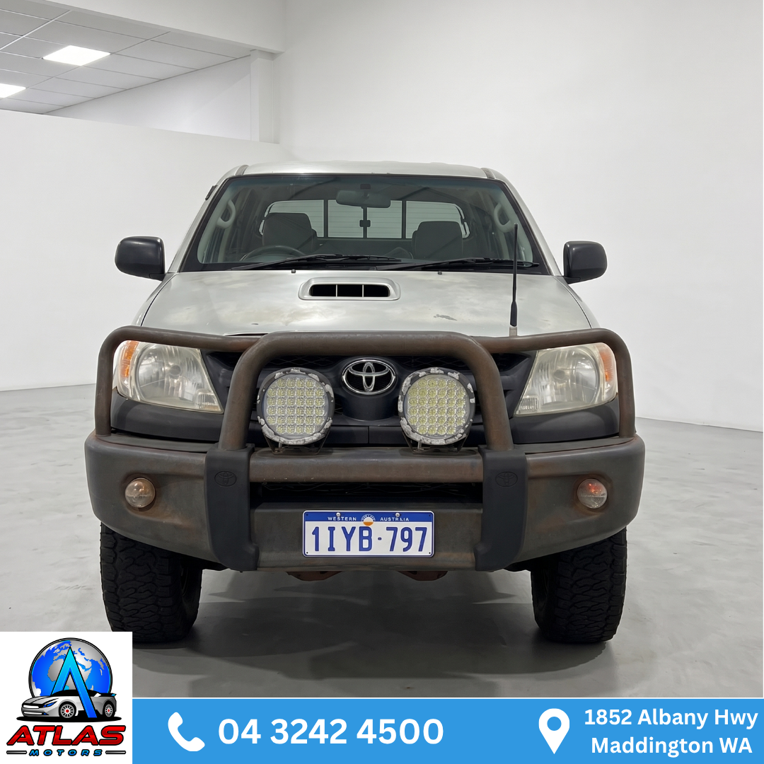 2006 Toyota Hilux SR (4x4 Manual) - Image 13
