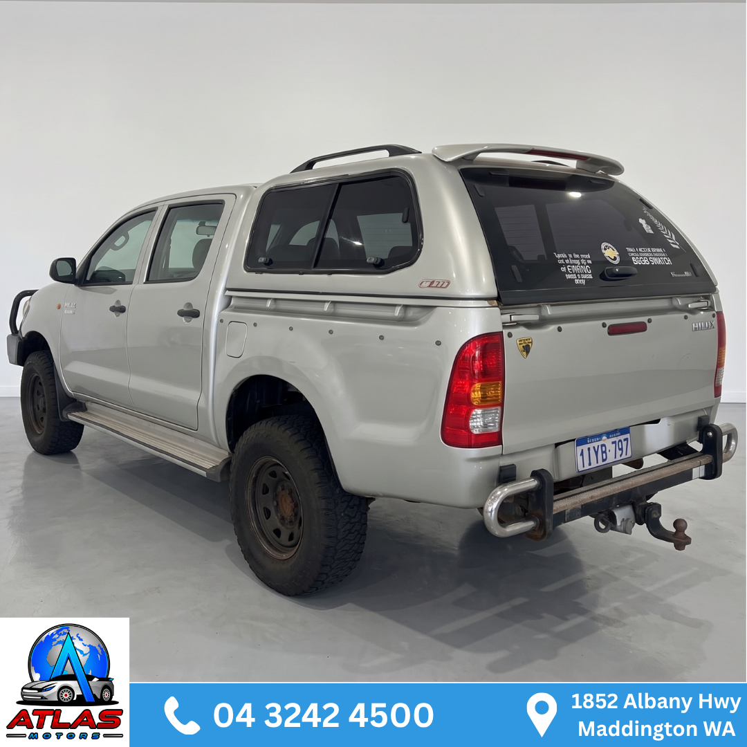 2006 Toyota Hilux SR (4x4 Manual) - Image 5