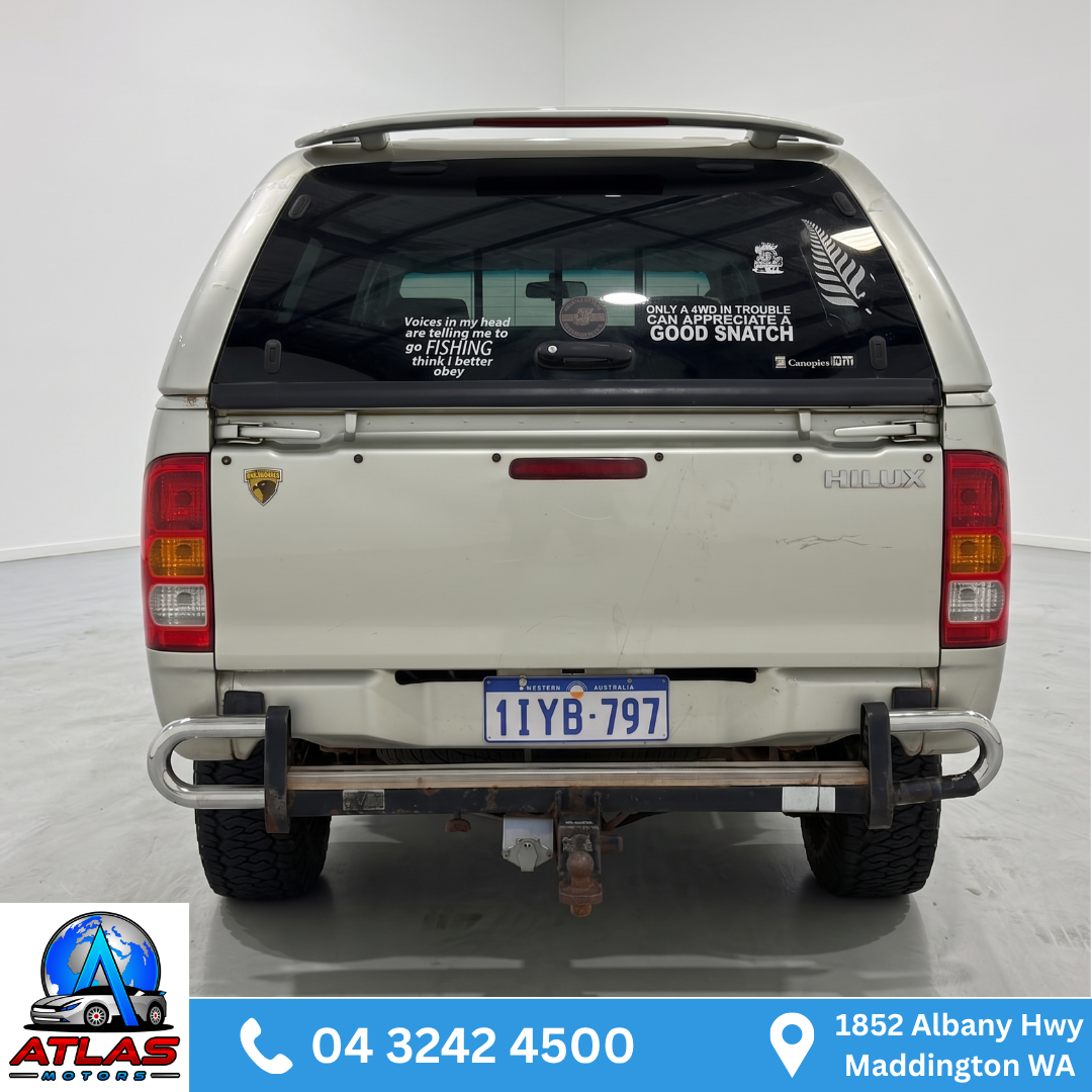 2006 Toyota Hilux SR (4x4 Manual) - Image 7