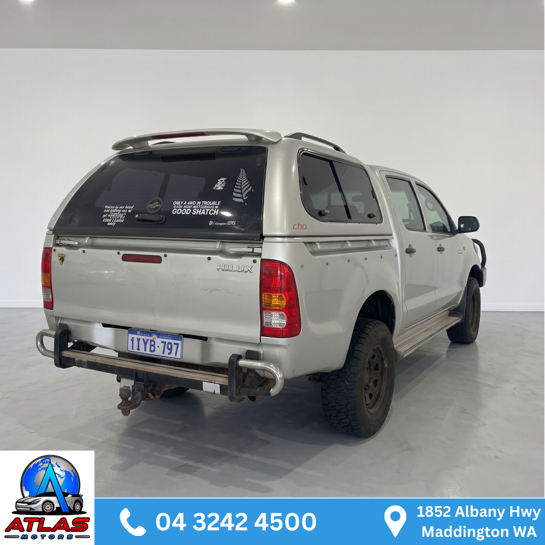 2006 Toyota Hilux SR (4x4 Manual) - Image 8